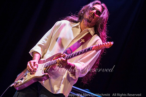 Los Lonely Boys